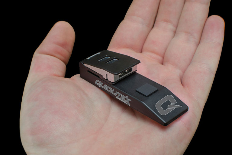 QuiqLiteX Ultraviolet/White LED (plastic nylon housing)